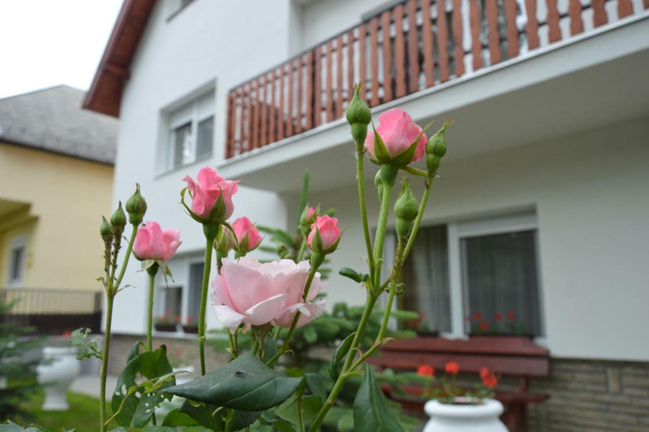 Varga Apartman Hévíz Exterior foto