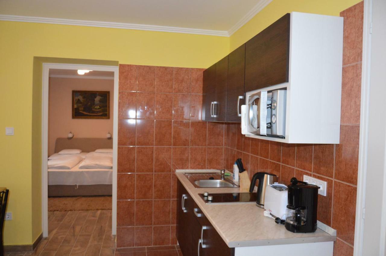 Varga Apartman Hévíz Exterior foto