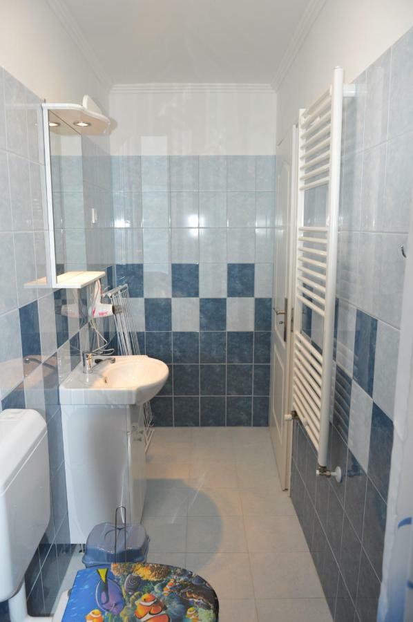 Varga Apartman Hévíz Exterior foto