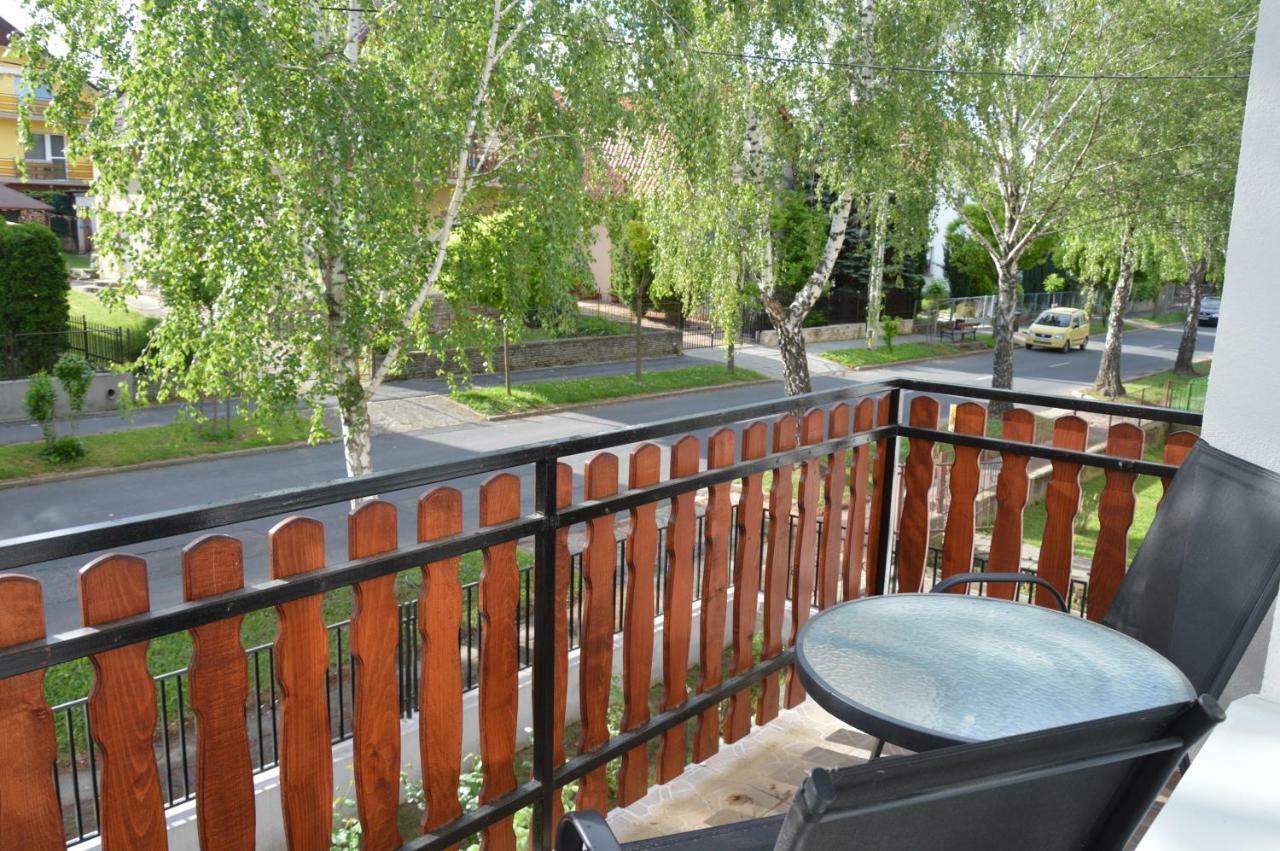 Varga Apartman Hévíz Exterior foto
