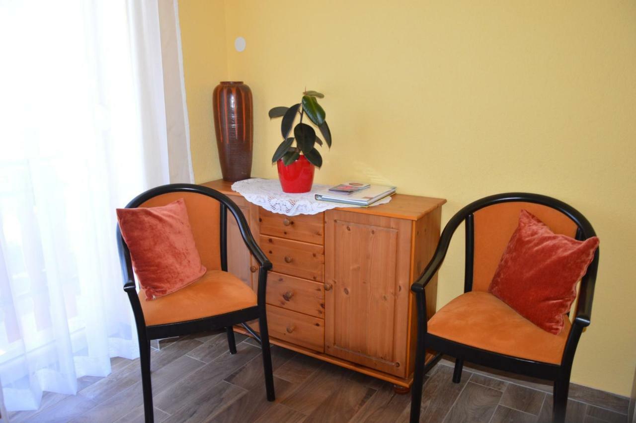 Varga Apartman Hévíz Exterior foto