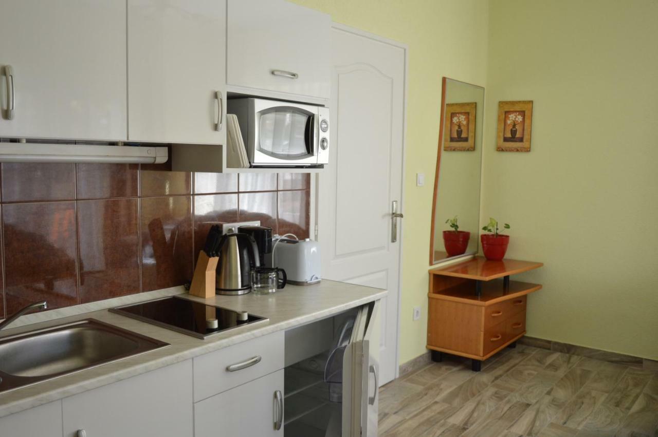 Varga Apartman Hévíz Exterior foto